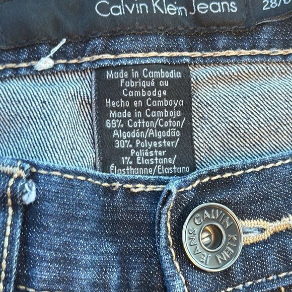 Calvin Klein skinny jeans dark wash like new - Picture 3 of 9